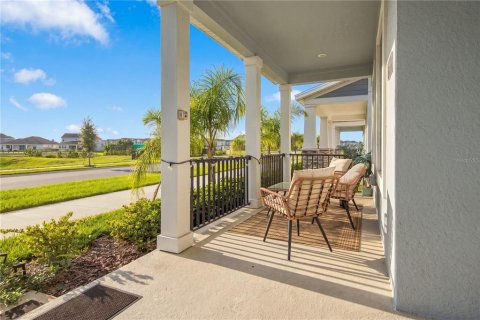 Villa ou maison à vendre à Clermont, Floride: 4 chambres, 187.94 m2 № 2409864 - photo 3