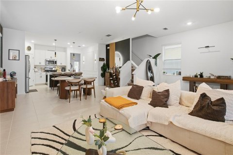 Villa ou maison à vendre à Clermont, Floride: 4 chambres, 187.94 m2 № 2409864 - photo 18