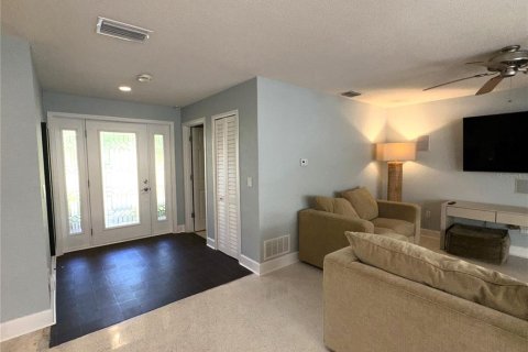 Villa ou maison à louer à Sarasota, Floride: 3 chambres, 165.27 m2 № 2119365 - photo 9