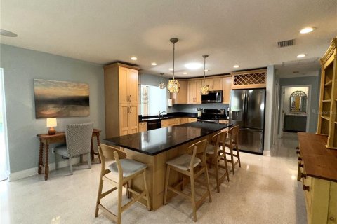 Villa ou maison à louer à Sarasota, Floride: 3 chambres, 165.27 m2 № 2119365 - photo 11