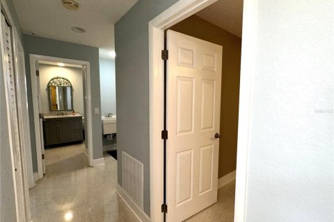 Villa ou maison à louer à Sarasota, Floride: 3 chambres, 165.27 m2 № 2119365 - photo 23