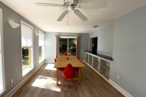 Villa ou maison à louer à Sarasota, Floride: 3 chambres, 165.27 m2 № 2119365 - photo 15