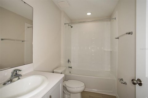 Casa en venta en Haines City, Florida, 5 dormitorios, 229.47 m2 № 2151325 - foto 20