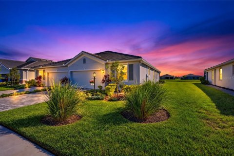 Casa en Lakewood Ranch, Florida 3 dormitorios, 145.76 m2 № 2386552