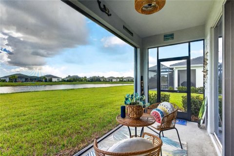 Casa en venta en Lakewood Ranch, Florida, 3 dormitorios, 145.76 m2 № 2386552 - foto 16