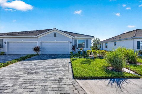 Casa en venta en Lakewood Ranch, Florida, 3 dormitorios, 145.76 m2 № 2386552 - foto 3