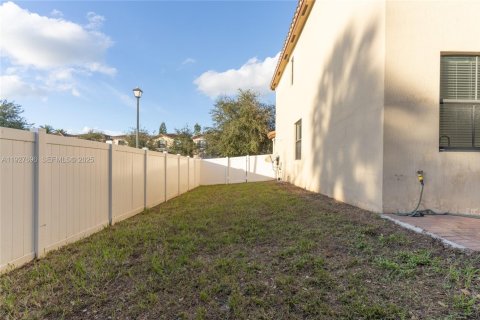 Villa ou maison à vendre à Tamarac, Floride: 3 chambres, 150.32 m2 № 1988522 - photo 30