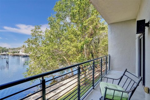 Townhouse in Pompano Beach, Florida 3 bedrooms, 177.16 sq.m. № 1981409 - photo 30