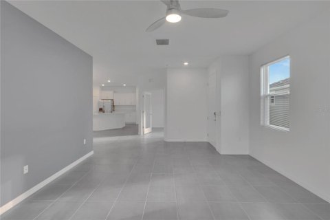 Casa en alquiler en Plant City, Florida, 3 dormitorios, 140.56 m2 № 2285636 - foto 8