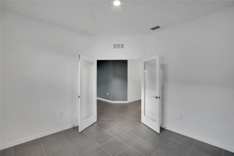 Casa en alquiler en Plant City, Florida, 3 dormitorios, 140.56 m2 № 2285636 - foto 13