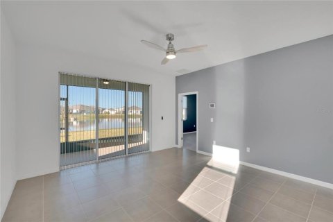 Casa en alquiler en Plant City, Florida, 3 dormitorios, 140.56 m2 № 2285636 - foto 6
