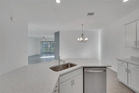 Casa en alquiler en Plant City, Florida, 3 dormitorios, 140.56 m2 № 2285636 - foto 30