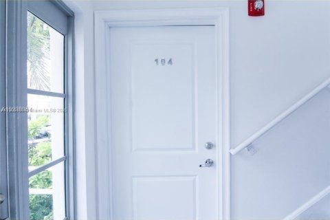 Купить кондоминиум в Майами-Бич, Флорида 1 спальня, 45.06м2, № 1952864 - фото 4