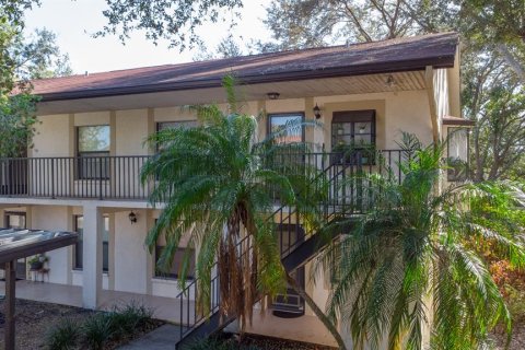 Condominio en Largo, Florida, 2 dormitorios № 2118012