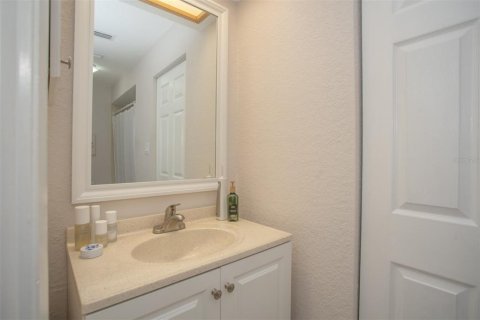 Condominio en venta en Largo, Florida, 2 dormitorios, 87.79 m2 № 2118012 - foto 15
