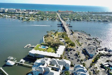 Copropriété à louer à Lantana, Floride: 2 chambres, 83.52 m2 № 2193465 - photo 9