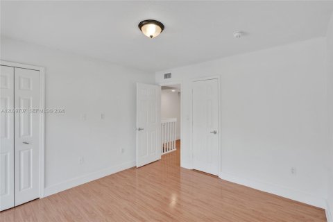 Condominio en alquiler en Miami, Florida, 2 dormitorios, 86.21 m2 № 2086148 - foto 21