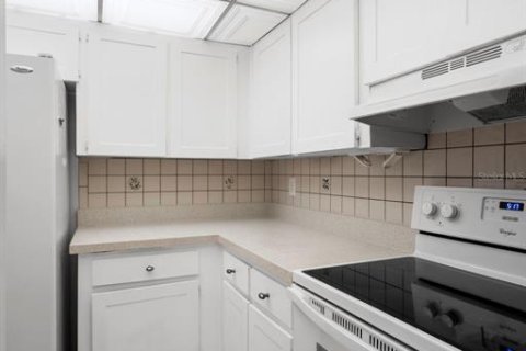 Condominio en venta en Deltona, Florida, 2 dormitorios, 83.33 m2 № 2144664 - foto 28