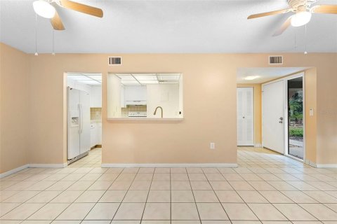 Condominio en venta en Deltona, Florida, 2 dormitorios, 83.33 m2 № 2144664 - foto 22
