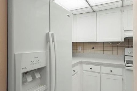 Condominio en venta en Deltona, Florida, 2 dormitorios, 83.33 m2 № 2144664 - foto 15