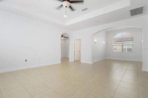 Casa en alquiler en Kissimmee, Florida, 4 dormitorios, 209.12 m2 № 2092721 - foto 6