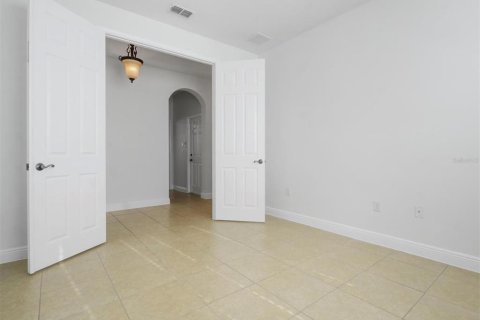 Casa en alquiler en Kissimmee, Florida, 4 dormitorios, 209.12 m2 № 2092721 - foto 5