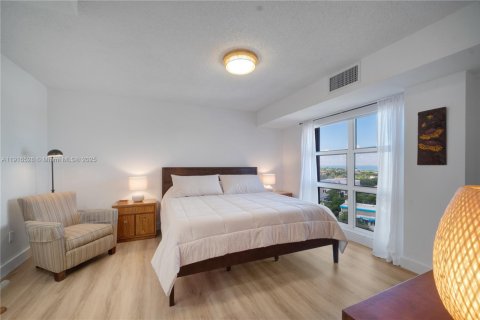 Снять в аренду кондоминиум в Ки-Бискейн, Флорида 2 спальни, 102.66м2, № 1972025 - фото 17