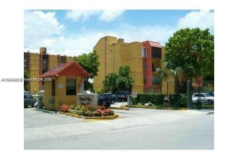 Copropriété à louer à Miami, Floride: 3 chambres, 95.13 m2 № 1947403 - photo 26