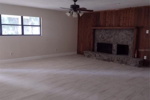House in Anthony, Florida 3 bedrooms, 144 sq.m. № 1740848 - photo 5