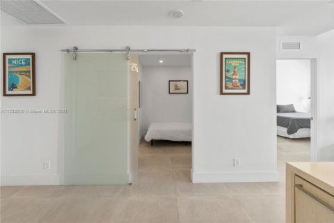 Copropriété à louer à Miami Beach, Floride: 2 chambres, 80.36 m2 № 1977204 - photo 10