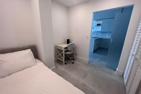 Copropriété à louer à Miami Beach, Floride: 2 chambres, 80.36 m2 № 1977204 - photo 13
