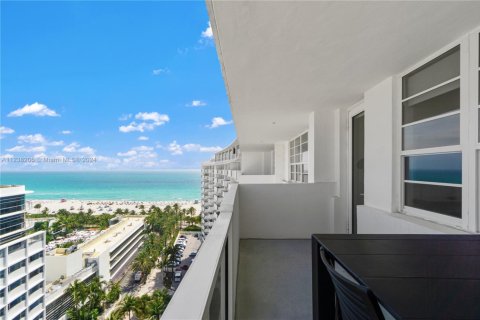 Copropriété à louer à Miami Beach, Floride: 2 chambres, 80.36 m2 № 1977204 - photo 21