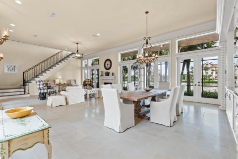 House in Palm Coast, Florida 4 bedrooms, 396.79 sq.m. № 1913784 - photo 18