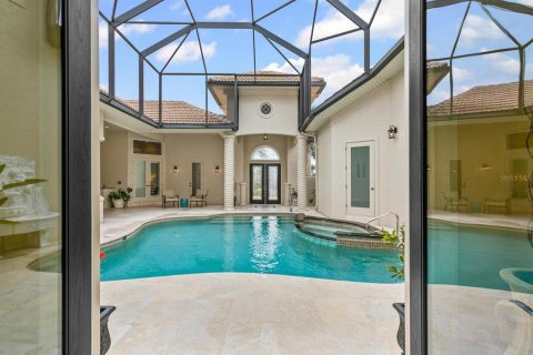 House in Palm Coast, Florida 4 bedrooms, 396.79 sq.m. № 1913784 - photo 17