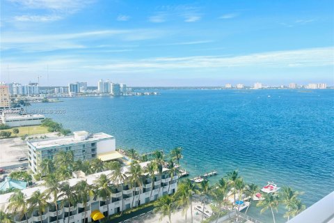 Купить кондоминиум в Норт-Бей-Виллидж, Флорида 1 спальня, 87.33м2, № 2042227 - фото 1
