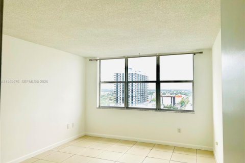 Купить кондоминиум в Норт-Бей-Виллидж, Флорида 1 спальня, 87.33м2, № 2042227 - фото 20