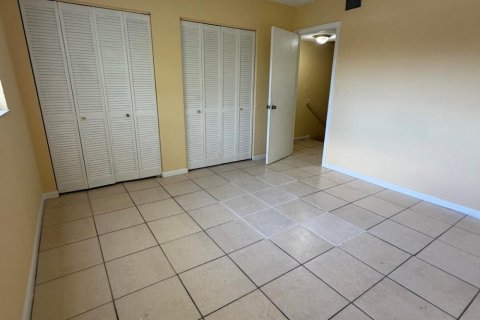Touwnhouse à louer à Plantation, Floride: 2 chambres, 87.14 m2 № 2181648 - photo 9