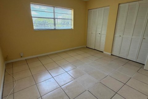 Touwnhouse à louer à Plantation, Floride: 2 chambres, 87.14 m2 № 2181648 - photo 10