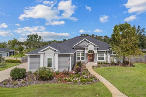 Casa en Gainesville, Florida 4 dormitorios, 257.06 m2 № 2383558