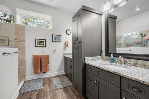Casa en venta en Gainesville, Florida, 4 dormitorios, 257.06 m2 № 2383558 - foto 17
