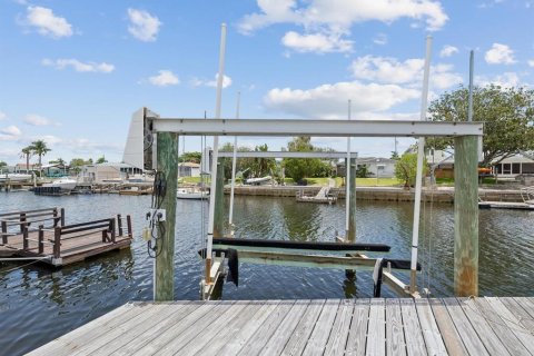 Casa en venta en New Port Richey, Florida, 2 dormitorios, 158.86 m2 № 1836879 - foto 9
