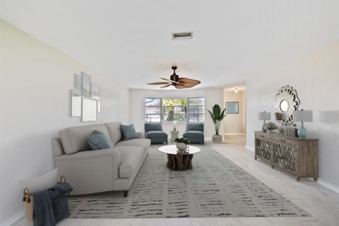 Casa en venta en New Port Richey, Florida, 2 dormitorios, 158.86 m2 № 1836879 - foto 3