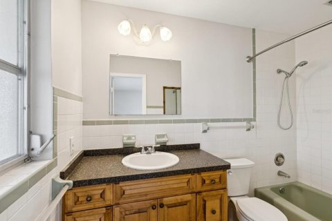 Casa en venta en New Port Richey, Florida, 2 dormitorios, 158.86 m2 № 1836879 - foto 12