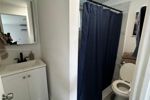 Immobilier commercial à louer à Miami, Floride: 1 chambre, 125.7 m2 № 1946761 - photo 5