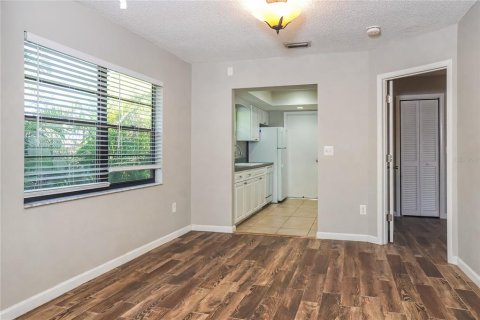 Casa en alquiler en Sarasota, Florida, 3 dormitorios, 115.94 m2 № 1802426 - foto 4