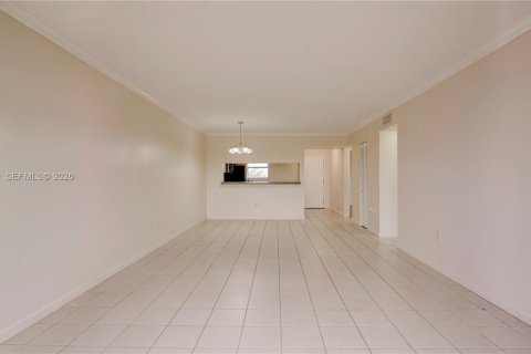 Copropriété à louer à Miami, Floride: 2 chambres, 94.2 m2 № 2029730 - photo 6