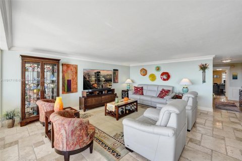 Купить кондоминиум в Форт-Лодердейл, Флорида 2 спальни, 139.35м2, № 1972904 - фото 13