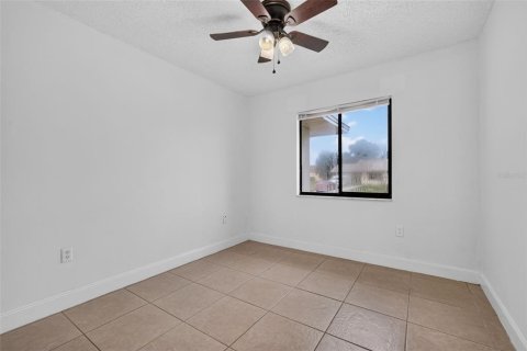 House in Kissimmee, Florida 3 bedrooms, 237.83 sq.m. № 2277186 - photo 25