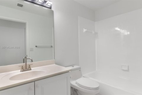 Casa en alquiler en Boca Raton, Florida, 4 dormitorios, 189.06 m2 № 2172247 - foto 30
