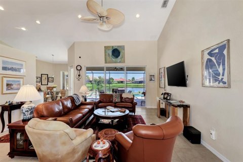 Casa en venta en North Port, Florida, 3 dormitorios, 190.64 m2 № 1565759 - foto 14